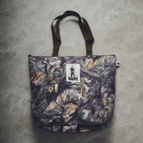 A BATHING APE® Tree Edge Camo Tote Bag